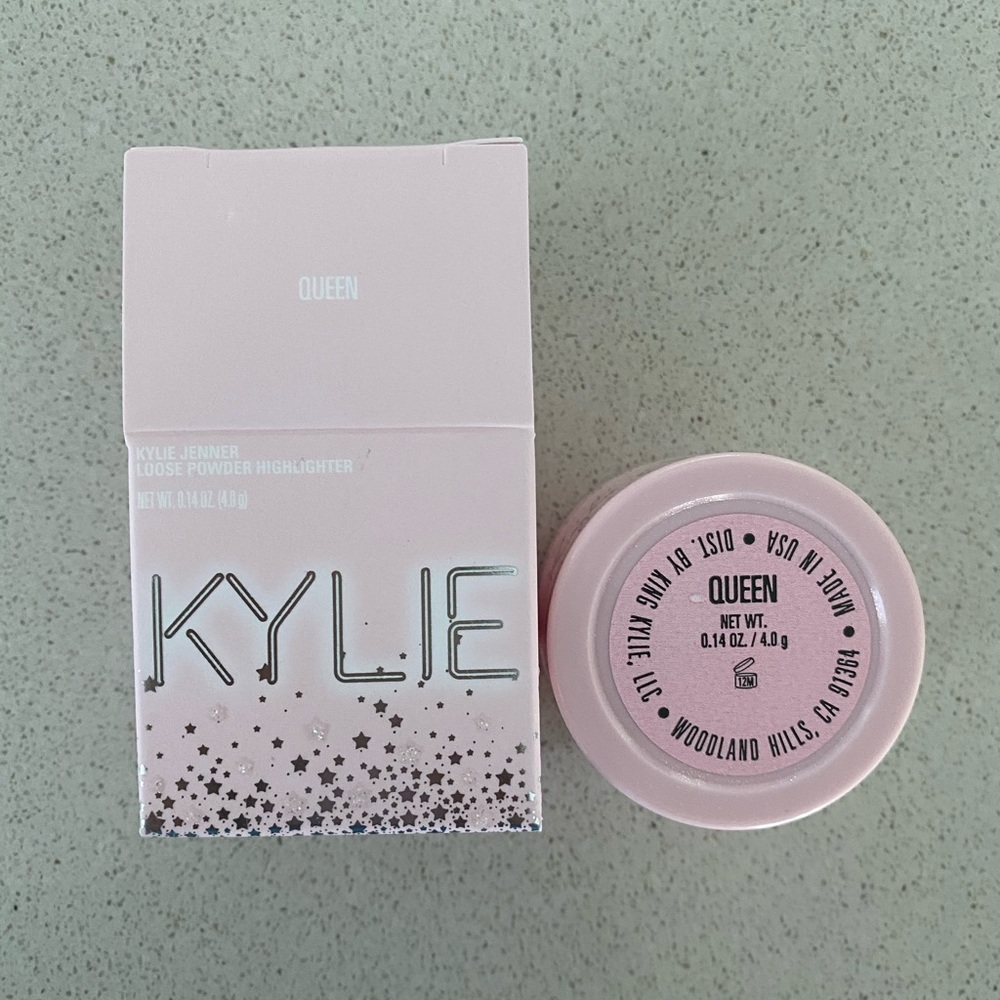 Kylie Cosmetics Queen Ultra Glow Highlighter